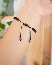 Cargar imagen en el visor de la galería, ✧ Pulsera de macramé con piedras naturales : Jaspe Rojo