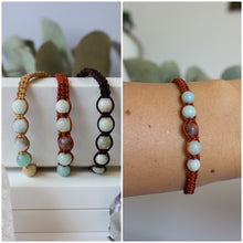 Cargar imagen en el visor de la galería, ✧ Pulsera de macramé con piedras naturales: Amazonita