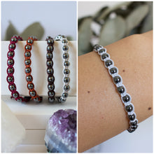 Cargar imagen en el visor de la galería, ✧ Pulsera de macramé con piedras naturales: Hematita
