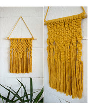 Cargar imagen en el visor de la galería, ✧ Colgante de pared de macramé bohemio tejido a mano #1 | Tapices de macramé boho