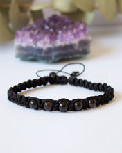 Cargar imagen en el visor de la galería, ✧ Pulsera de macramé con piedras naturales: Obsidiana