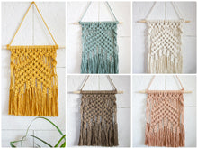 Cargar imagen en el visor de la galería, ✧ Colgante de pared de macramé bohemio tejido a mano #2 | Tapices de macramé boho
