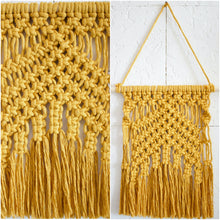 Load image into Gallery viewer, ✧ Colgante de pared de macramé bohemio tejido a mano #2 | Tapices de macramé boho
