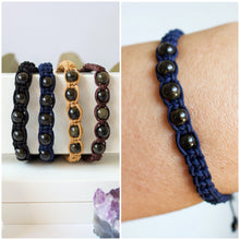 Load image into Gallery viewer, ✧ Pulsera de macramé con piedras naturales: Obsidiana
